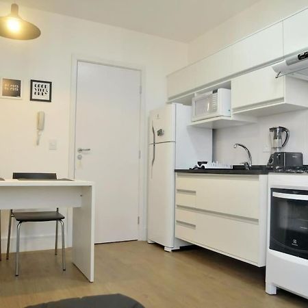 609-Apartamento Encantador, Com 1 Vaga De Garagem, Todo Mobiliado E Decorado, Edificio Com Academia, Lavanderia, Excelente Localizacao No Reboucas, Proximo Ao Batel E Centro Curitiba Bagian luar foto